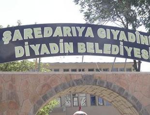 Interior minister orders reinstating of Kurdish name plate in trustee-appointed municipality