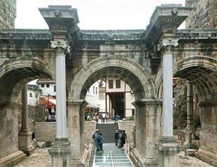Garden space at Hadrian’s Gate to be renovated