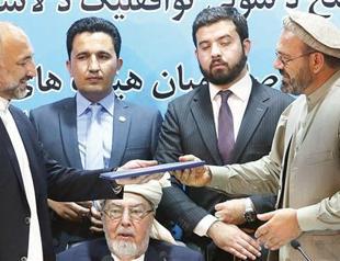 Afghanistan inks peace deal with warlord ‘butcher of Kabul’