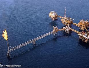 Iran signs first new style energy contract with a local firm