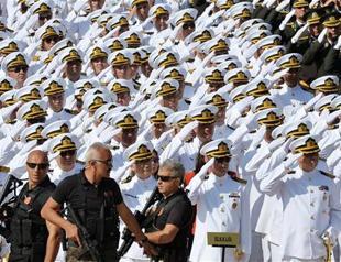 Turkish military personnel number shrinks after structural change