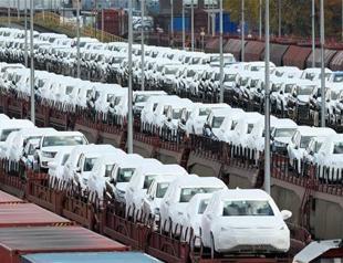 European industry rebounds after Brexit blip