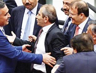 Opposition up in arms over plans to delete Atatürk’s ideology in new charter