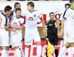 Istanbul giants keep chasing dark horse Başakşehir