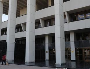 Fed up with volatile prices, Turkish government steps in to help Central Bank