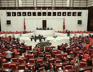 Turkish parliament passes new labor law on foreigners