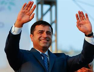 Court receives petition to withdraw Erdoğan insult cases, HDP left out