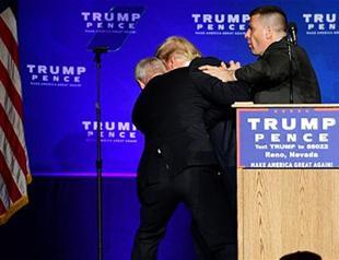 Clinton and Trump scramble to finish