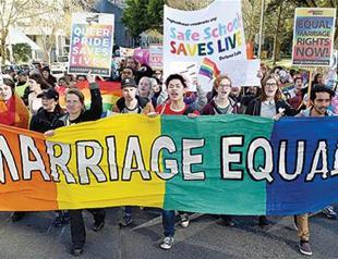 Australian Senate rejects public vote on gay marriage