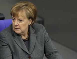 Merkel favors continuing EU talks with Turkey