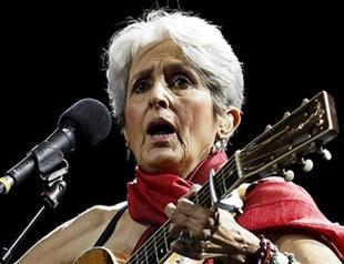 Folk singer Joan Baez supports arrested members of Turkey’s Grup Yorum