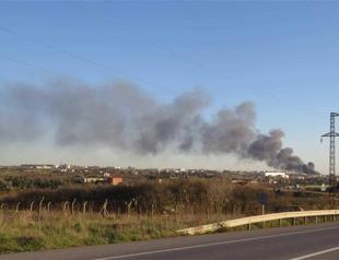 Fire erupts at factory in Istanbul