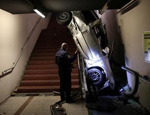 Car rams into pedestrian subway after exceeding speed limit in Bursa