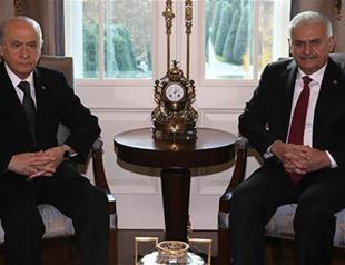 AKP delivers its draft constitution to MHP