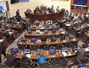 Colombia peace accord wins Senate approval