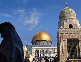 Israeli TV hacked with ‘divine retribution’ message