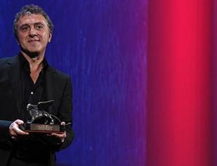 Turkish director wins at Venice Film Festival