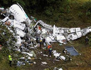 Plane carrying Brazilian football team crashes in Colombia, 75 dead