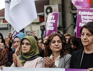 HDP deputy Hüda Kaya released after brief detention in Istanbul
