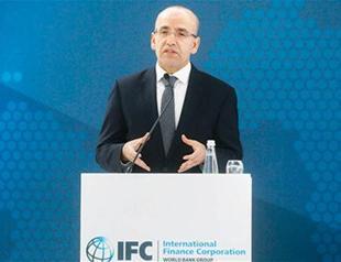 Turkish gov’t seeking ways to manage private sector’s currency risks: Şimşek