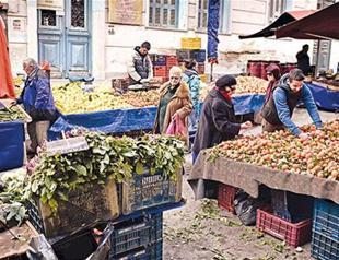 Crisis leaves Greeks gloomiest in Europe and beyond: Poll