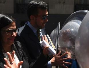 Venezuela gate-crashes meeting with regional powers