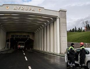 First road tunnel under Istanbul’s Bosphorus opens