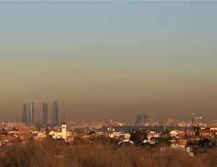 In Spain first, Madrid bans half of cars to fight smog