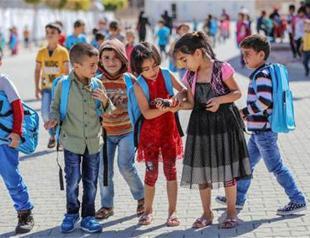 Turkey to educate up to 450,000 Syrian refugee children
