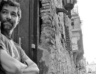 WSJ says Turkey detains reporter for three days