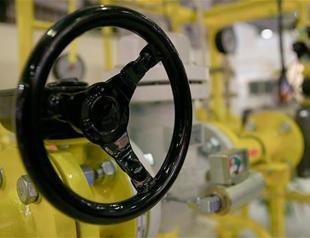 Turkmenistan halts gas flow to Iran in arrears row