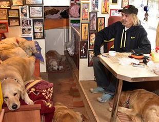 Bodrum’s ‘Golden gang’ loses father