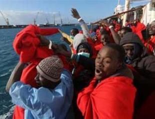 Some 800 boat migrants rescued during break in weather, says Italian Coast Guard