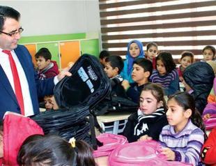 EU unlocks 200 million euros for Syrian refugees in Turkey