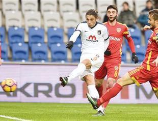 Leader Başakşehir in big title race test against Fenerbahçe