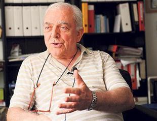 Musician Yurdatapan given 15 months in daily Özgür Gündem solidarity campaign case