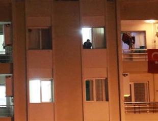 Man takes his wife, child hostages in Turkey’s İzmir