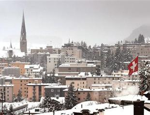 Davos elites struggle for answers as Trump era dawns