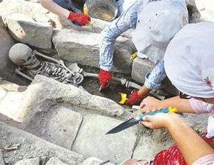 Byzantine tombs unearthed in marble city