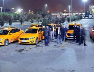 Taxi drivers in Istanbul’s Atatürk Airport furious over fare rises