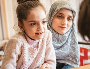 Seven-year-old ‘Syrian Twitter girl’ Bana relates experiences in Turkey