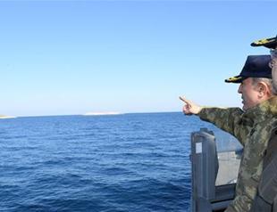 Turkish top soldiers’ visit to Kardak islets triggers Greek reaction