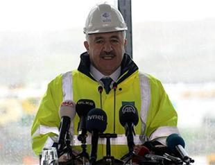 24 companies take specifications for 1915 Çanakkale Bridge bid, almost half foreign: Minister