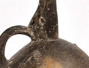Ancient Yortan jug returned to Turkey from UK
