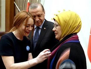 Lindsay Lohan visits President Erdoğan, shares gracious Instagram post