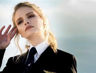 Female pilot who saved passenger’s life describes challenges in cockpit