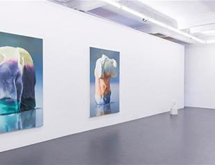 Antique romance by Maude Maris in Istanbul