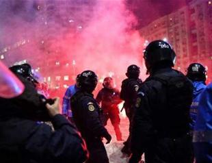 Romanian PM defiant after huge protests