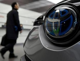 Toyota lifts annual outlook but eyes Trump uncertainty