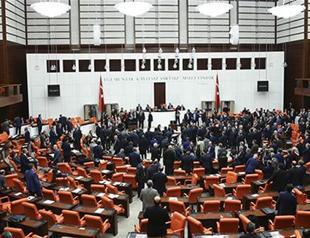 AKP to have 30 minutes, opposition to have 20 minutes each for referendum TV slots